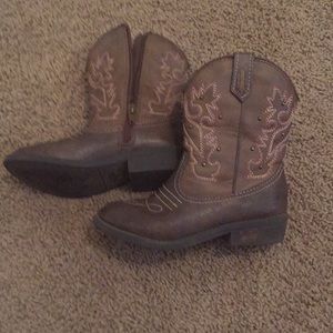 Girls Cherokee Boots size 12